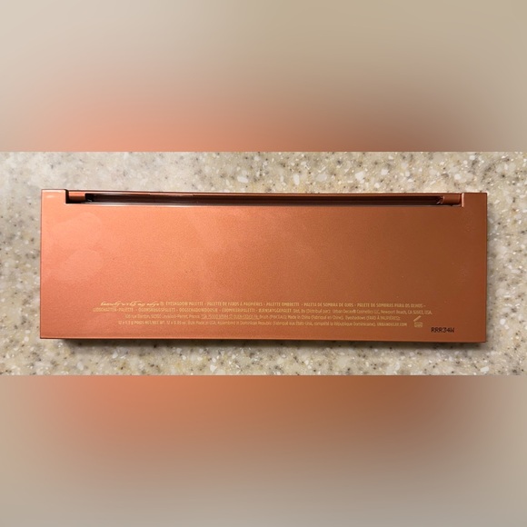 NWOB Urban Decay Naked Heat Eyeshadow Palette - Picture 4 of 4